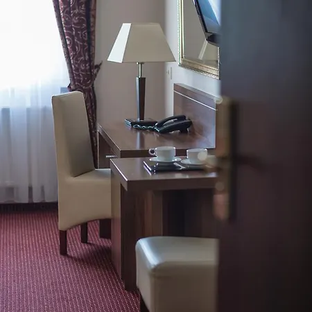 Jasek Premium Hotel Wroclaw Exterior photo